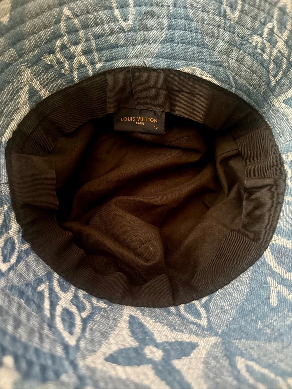 Louis Vuitton Blue Monogram Denim Bucket Hat with Black Interior - Picture 3 of 3